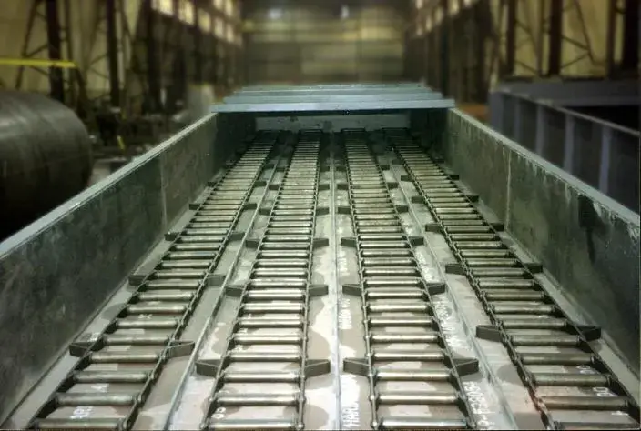 Underpile Drag Chain Reclaimers