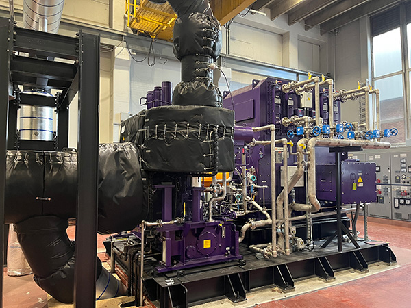 Steam Turbine Skid at the University of Washington